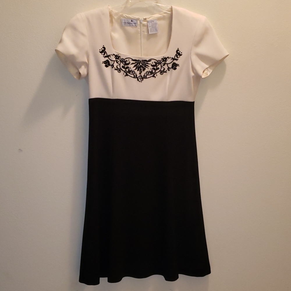Liz Claiborne Dress - Picture 2 of 2